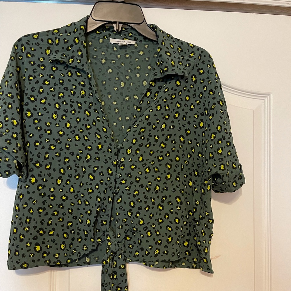 button down blouse. - Picture 1 of 3